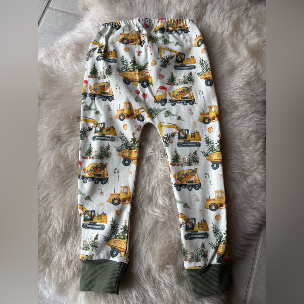 Olive Me Leggings - Picture 6 of 7